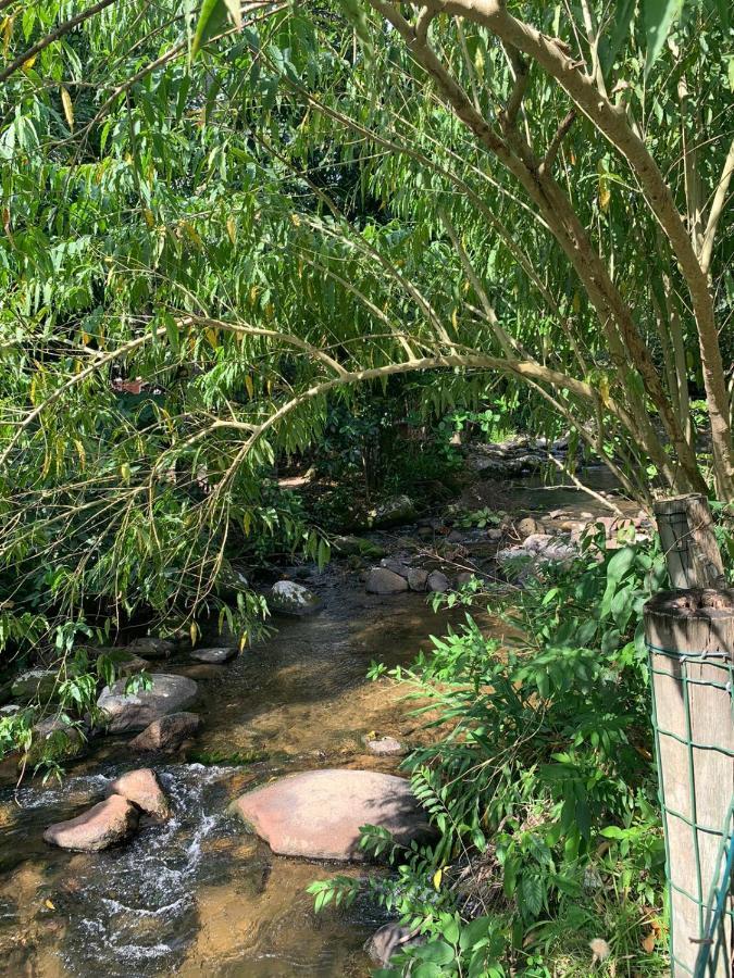 Casa Com Cachoeira No Quintal!!! 伊利亚贝拉 外观 照片